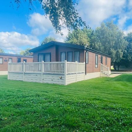Barakah Lodge With Hot Tub York Eksteriør bilde